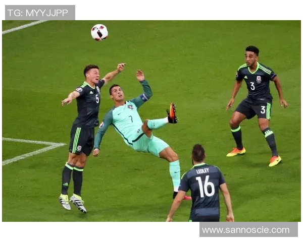 欧洲足球巨星精彩射门瞬间回顾与分析