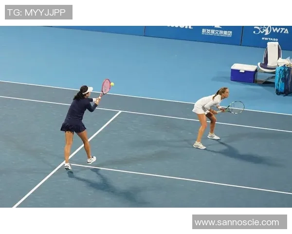 赛后分析：上海与杭州网球队耐力对决的精彩瞬间与战术解析