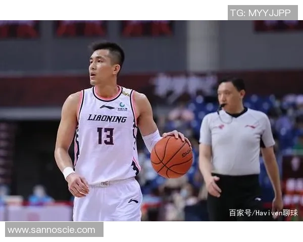 赛后复盘:广州篮球队与北京篮球队技术对决的精彩分析与总结 赛后复盘:广州篮球队与北京篮球队技术对决的精彩分析与总结