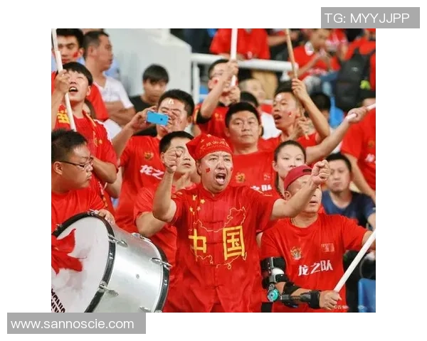 足球明星遭遇恶评风波引发舆论热议与粉丝反思的背后故事 足球明星遭遇恶评风波引发舆论热议与粉丝反思的背后故事